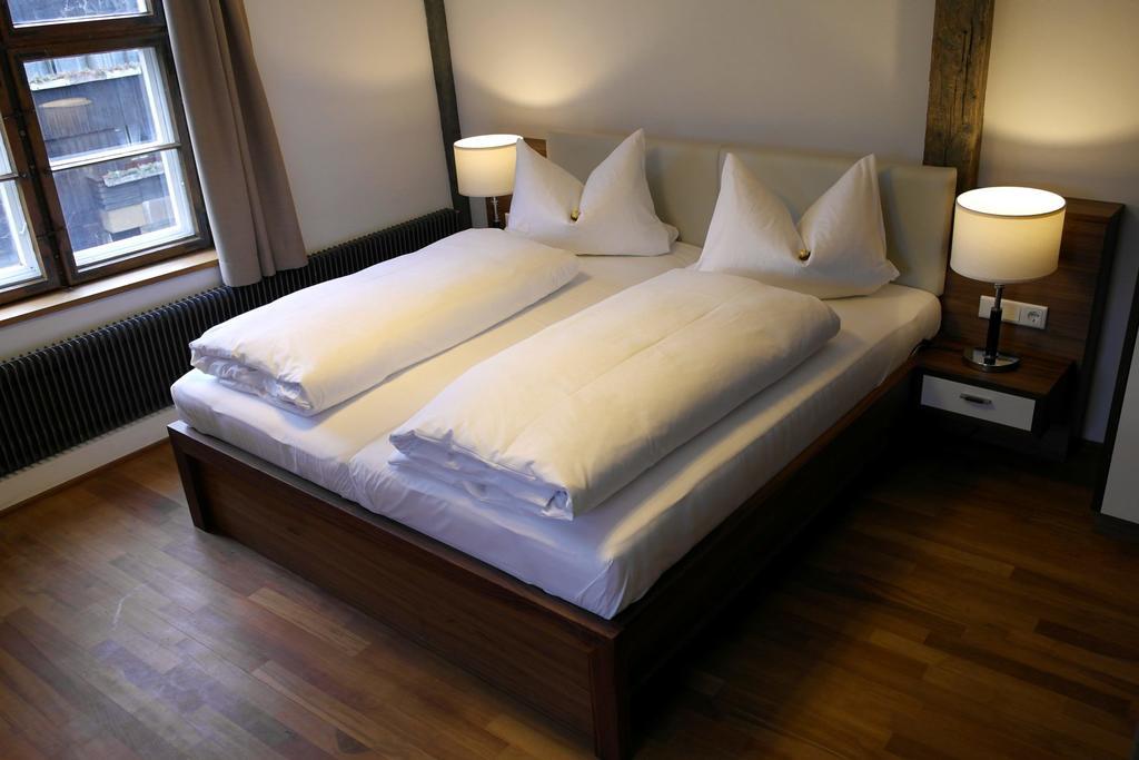 Hotel Schmales Haus Ulm Pokoj fotografie